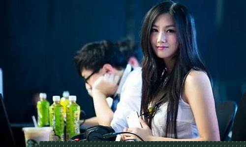 小苍解说怎么不更新了_小苍解说lol